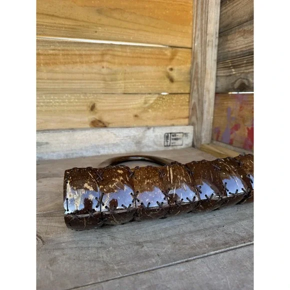 Handmade Coconut Shell Shiny Paint lacquer finish Handbag Purse w/wooden‎ handle - Picture 2 of 16